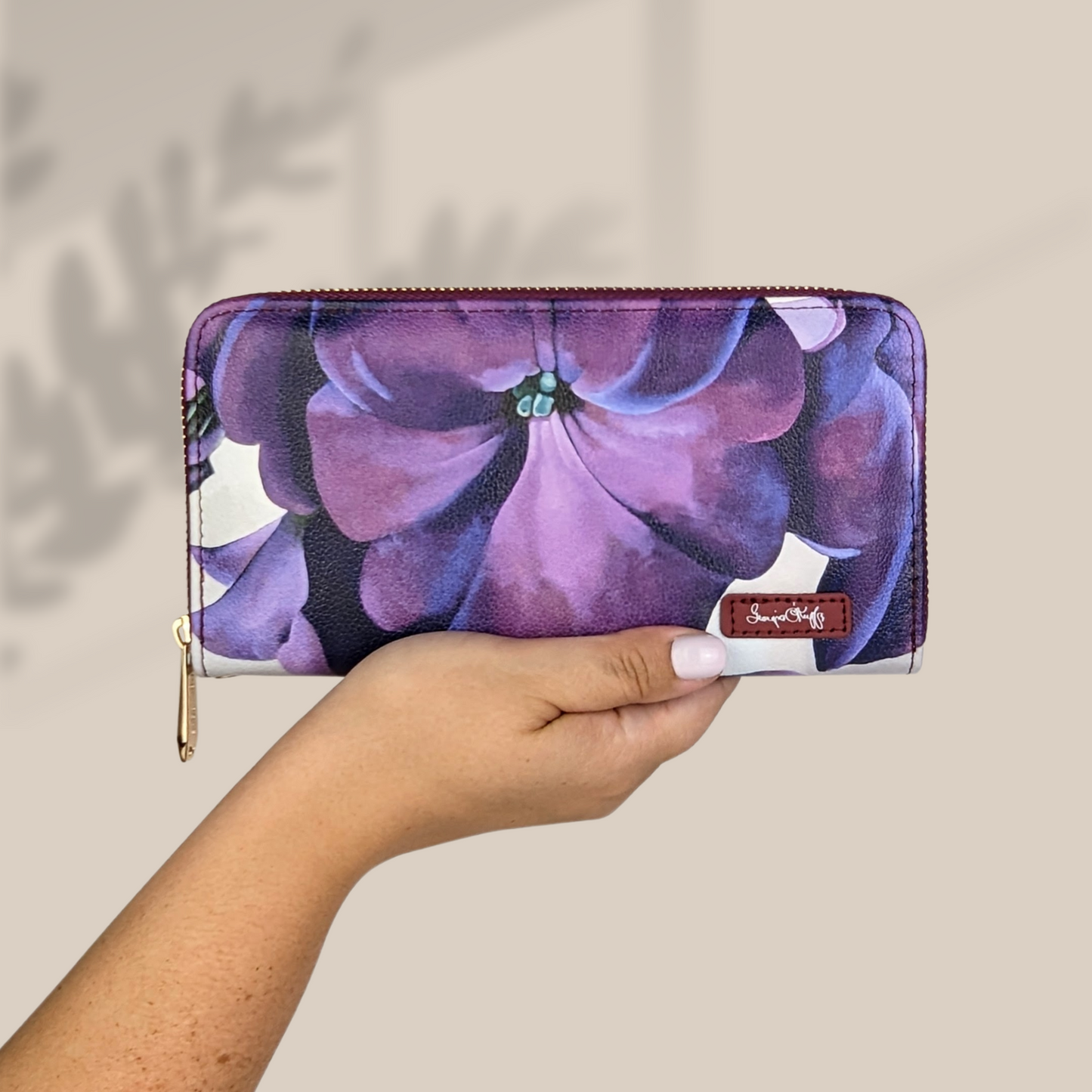 Georgia O'Keeffe Petunia Wristlet Wallet