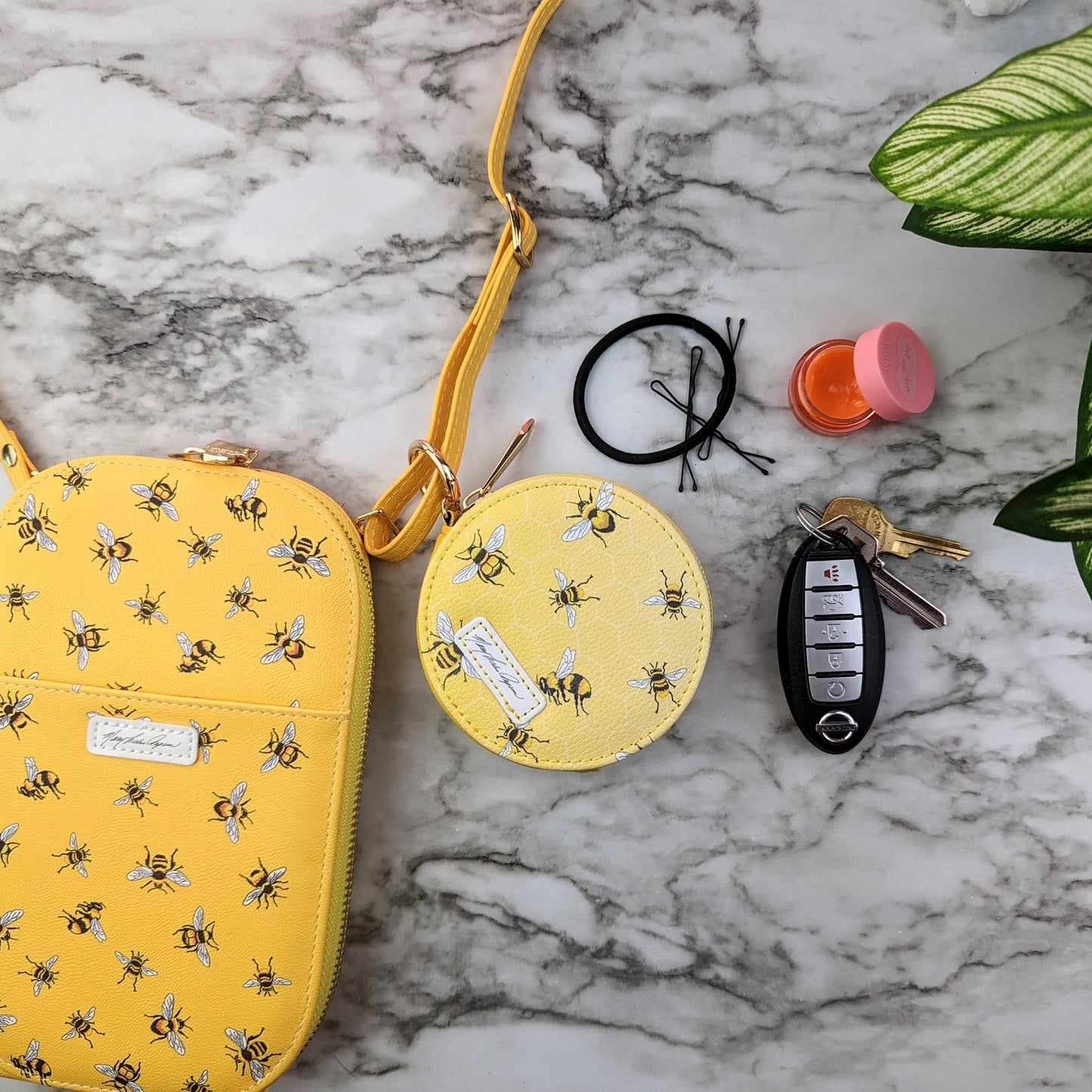 Mary Lake-Thompson Bees Round Zipper Case